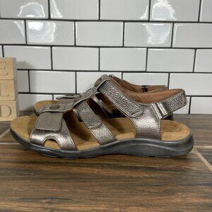 Clarks Kylyn Step Shoes Womens Size 8 Gold Metallic Leather Strappy Sandals